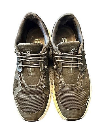 On Cloud Cloud 6 Sneakers (view 1)