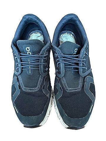 On Cloud Cloud 6 Sneakers (view 1)