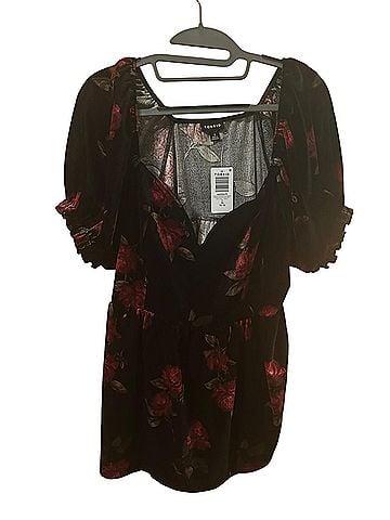 Torrid Short Sleeve T-Shirt (view 1)