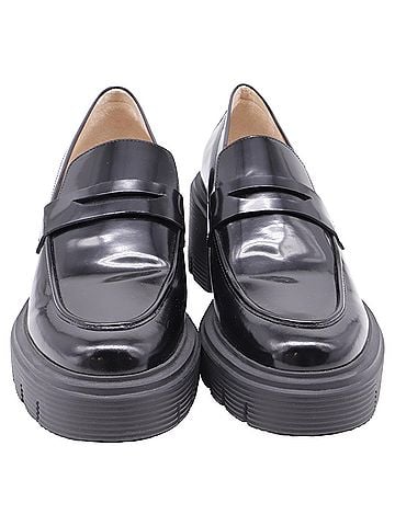 Stuart Weitzman Stuart Weitzman Soho Loafers in Black Leather (view 2)
