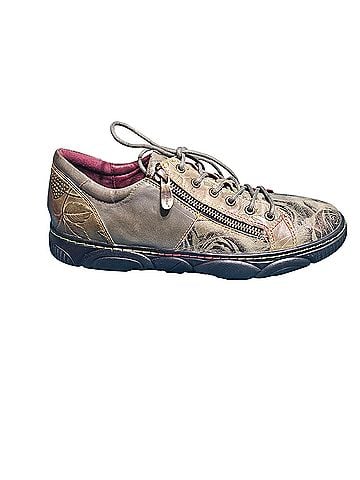 L'Artiste Sneakers (view 1)