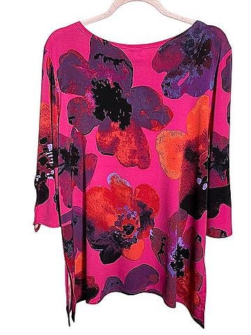 Clara Sun Woo Poppy Floral Tunic Top 3/4 Sleeve Blouse (view 2)