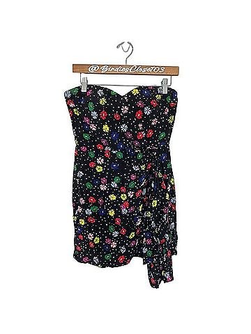 Yumi Kim Date Night Cocktail Dress (view 1)