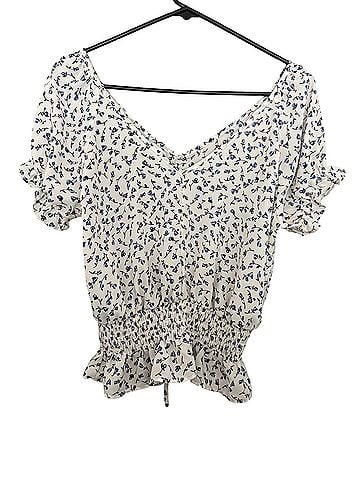 Sienna Sky Short Sleeve Blouse (view 2)
