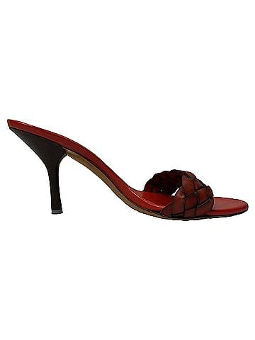Gucci Gucci Woven Slide Sandals in Red Leather (view 1)