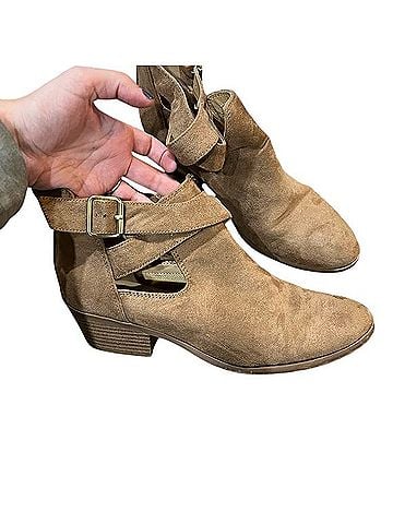 SODA Boots (view 1)