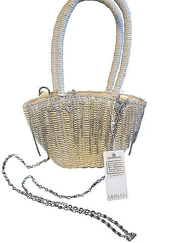 Urban Expressions Tote (view 1)