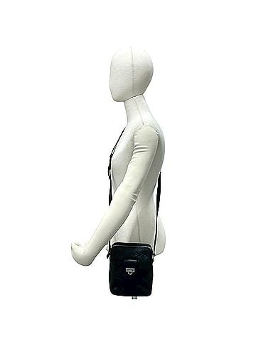 Salvatore Ferragamo Salvatore Ferragamo Gancini pattern leather shoulder bag/sacoche in black (model number 72828) (view 2)