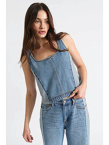 Daze Solana Sleeveless Top in Coasting (view 2)