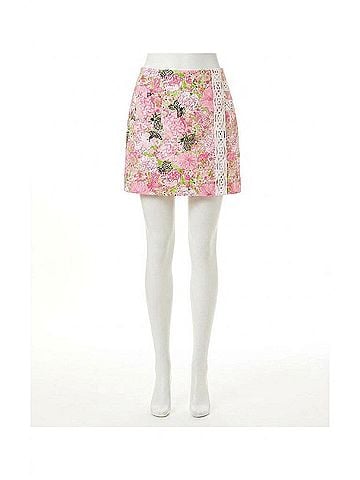 Lilly Pulitzer Daye Mini Skort in Pistachio Macaron Bees Knees (view 1)