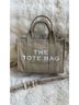 Marc Jacobs Tan Leather Tote One size - photo 4