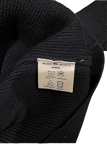 Brandy Melville Pullover Sweater (view 2)