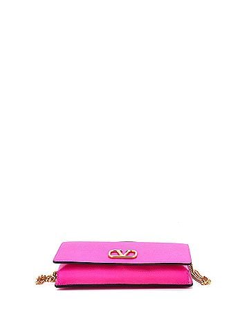 Valentino Garavani VLogo Signature Wallet on Chain Leather (view 2)