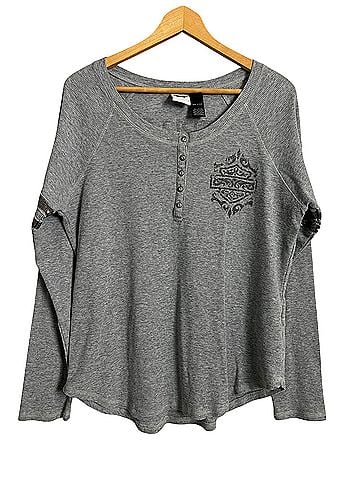 Harley Davidson Long Sleeve Top (view 1)