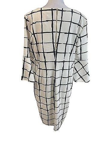 Liz Claiborne Casual Dress (view 2)