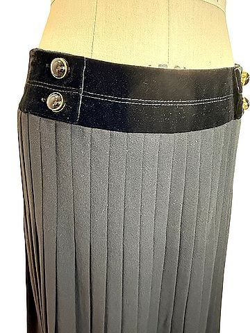 Carlisle Formal Skirt (view 2)