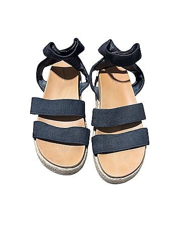 Universal Thread Sandals (view 1)