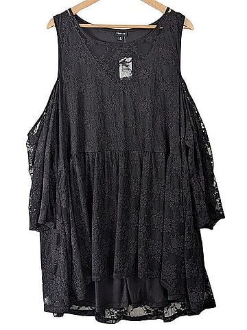 Torrid Babydoll Stretch Lace Cold Shoulder Tunic Top 3/4 Sleeve Top (view 2)