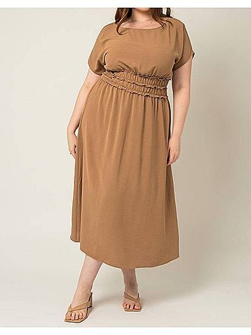 Gilli In The Mood Midi Dress - Plus in Mocha (view 2)