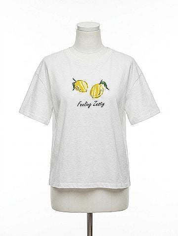 Gilli Feeling Zesty Lemon Graphic Tee in White (view 1)
