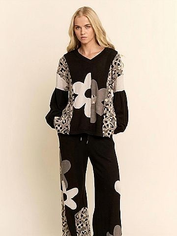 Davi & Dani Ruth Hooded Sweater Top in Black (view 2)