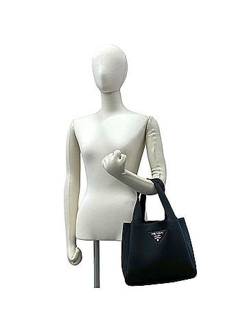 Prada PRADA Prada Triangle Logo Hardware Vitello Daino Leather Genuine Handbag Mini Tote Bag Black 994-1 (view 2)