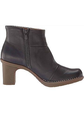 El Naturalista Women's Dovela Dolce Short Shaft Boots in Black (view 1)