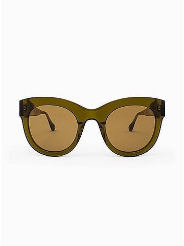 APERCU Women's Le Chat Cat-Eye Sunglasses in Noix (view 2)