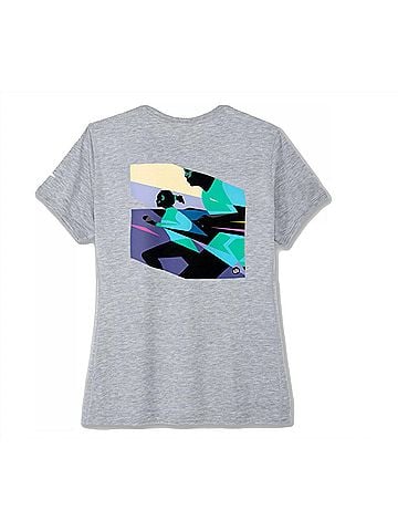 Brooks Women's Distance Short Sleeve 3.0 Top in Damon 24 (view 2)