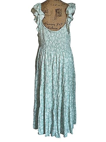 Arula Floral Tiered Midi  Casual Dress (view 2)