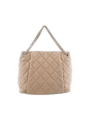 Chanel Chanel Hampton Line 66132 Shoulder Bag (view 2)