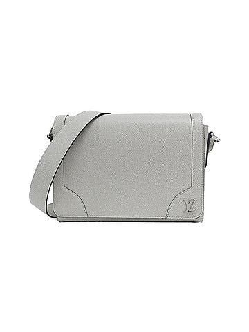 Louis Vuitton Louis Vuitton Taiga New Flap Messenger M30813 Shoulder Bag (view 1)