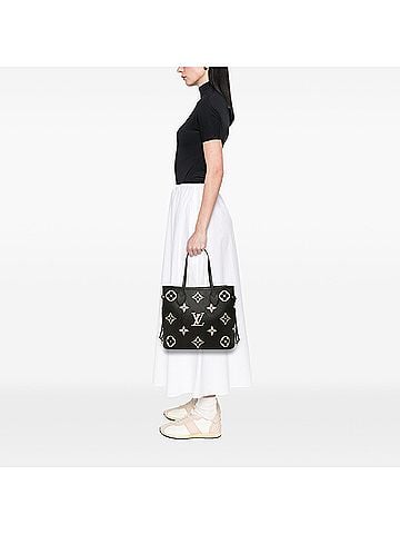 Louis Vuitton Bicolor Monogram Giant Empreinte Neverfull MM (view 2)