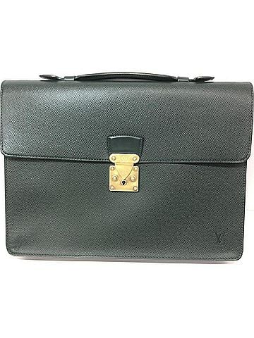 Louis Vuitton LOUISVUITTON Taiga Serviette Clado Episea Men's Bag M30074 (view 1)