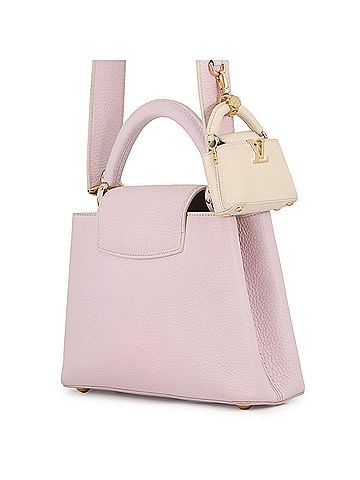 Louis Vuitton Louis Vuitton Capucines BB handbag, Taurillon leather, M24120. This handbag can be used as a 2-way shoulder bag. It's women's from Vuitton. (view 2)