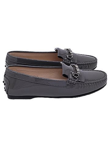 Tod's Tod's Embellished Driver Shoes in Grey Patent Leather (view 1)