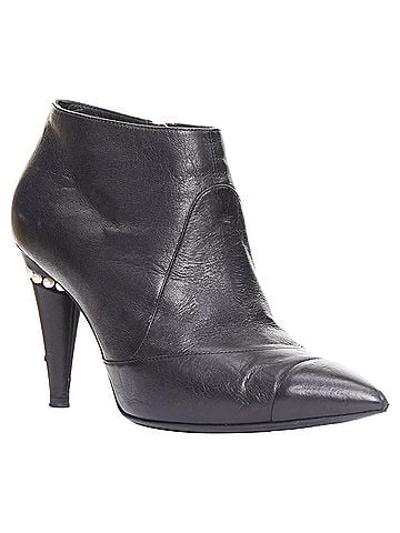 Chanel Chanel black pearl ankle boots (view 2)