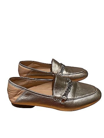 Coach Flats (view 1)