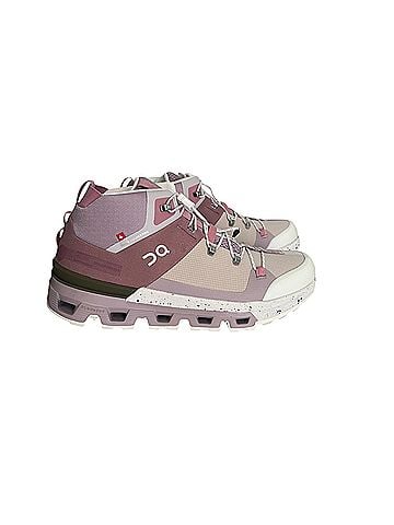 On Cloudtrax Hiking boots (view 1)