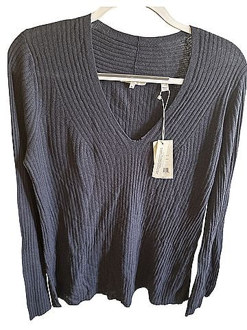 Vince. V585378225 Pullover Sweater (view 1)