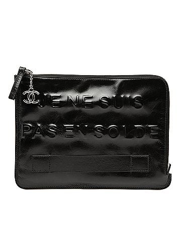 Chanel Distressed Calfskin Je Ne Suis Pas En Solde Clutch (view 1)