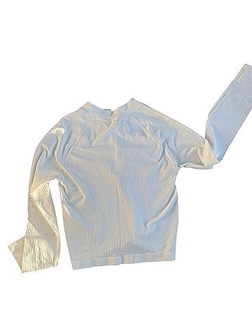 DSG Momentum Seamless Long Sleeve T-Shirt (view 2)