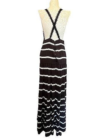 Alice + Olivia Casual Dress (view 2)