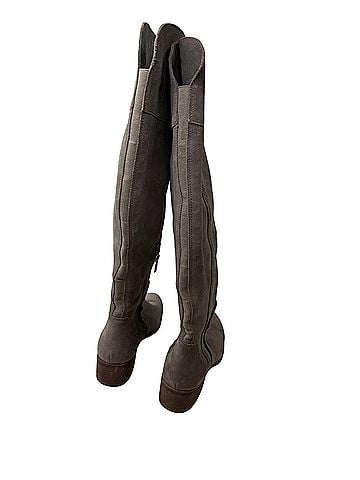Vince Camuto Kochelda Boots (view 2)