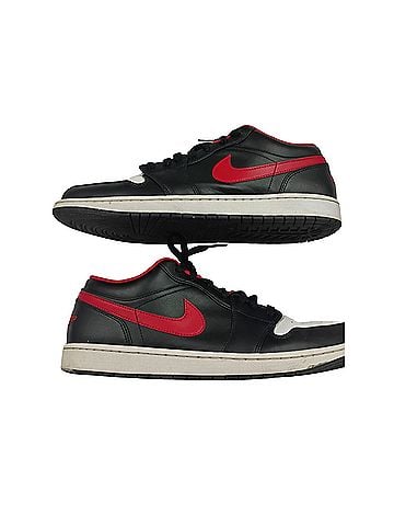 Jordan 1 White Toe Sneakers (view 1)