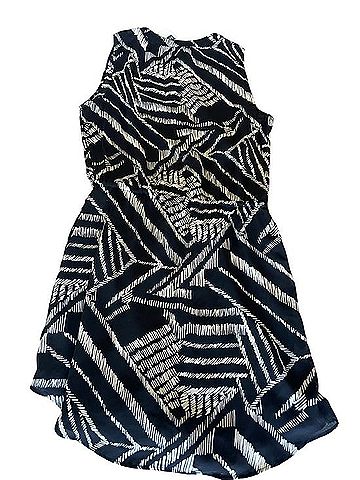 Gap Casual Dress (view 2)