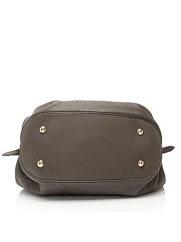 Louis Vuitton Louis Vuitton Mahina Leather L Hobo (view 2)
