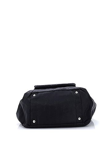 Prada Baby Bag Re-Nylon Medium (view 2)