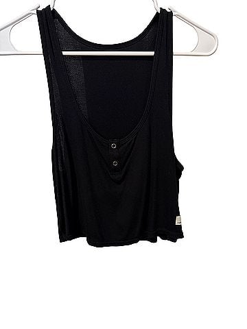 Vuori Sleeveless Top (view 1)