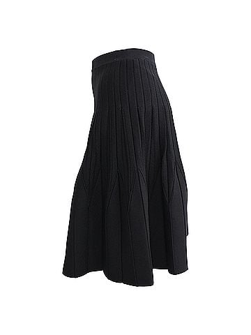Sandro Sandro Ribbed-Knit Flared Midi Skirt in Black Viscose (view 2)